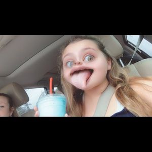 Meet your Posher, Kassidi